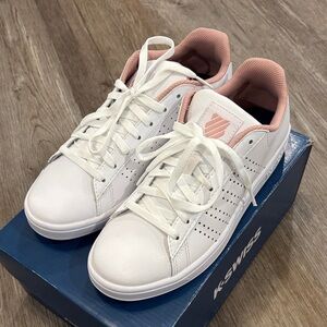 K-Swiss Women's White and Pink Lace-Up Sneakers